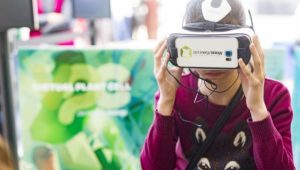 Checking out the Virtual Plant Cell at the Perth Science Festival [James Campbell]